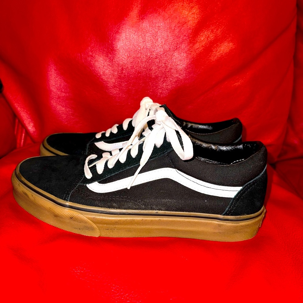 Vans Shoes Size 7 Men 8.5 Women’s Black And White Lace Up